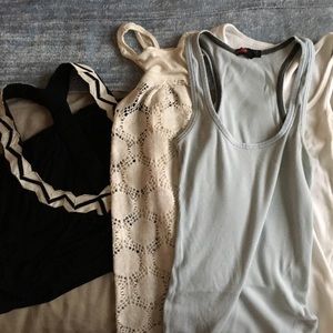 F21 4 tanks bundle - size Small
